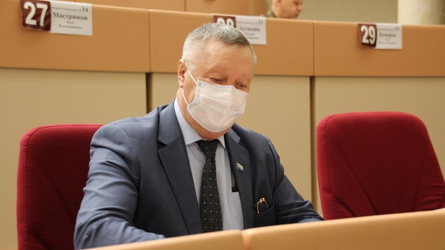 Экологическая катастрофа, нехватка денег, клятва мэра: депутаты одобрили социальный бюджет Саратова