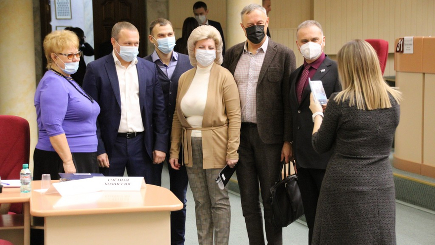 Экологическая катастрофа, нехватка денег, клятва мэра: депутаты одобрили социальный бюджет Саратова