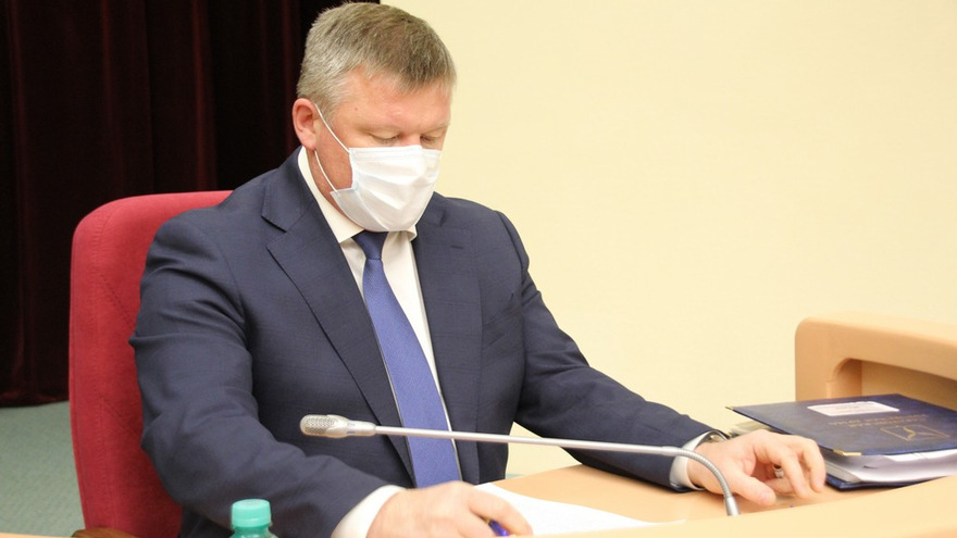 Экологическая катастрофа, нехватка денег, клятва мэра: депутаты одобрили социальный бюджет Саратова