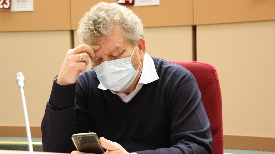 Экологическая катастрофа, нехватка денег, клятва мэра: депутаты одобрили социальный бюджет Саратова