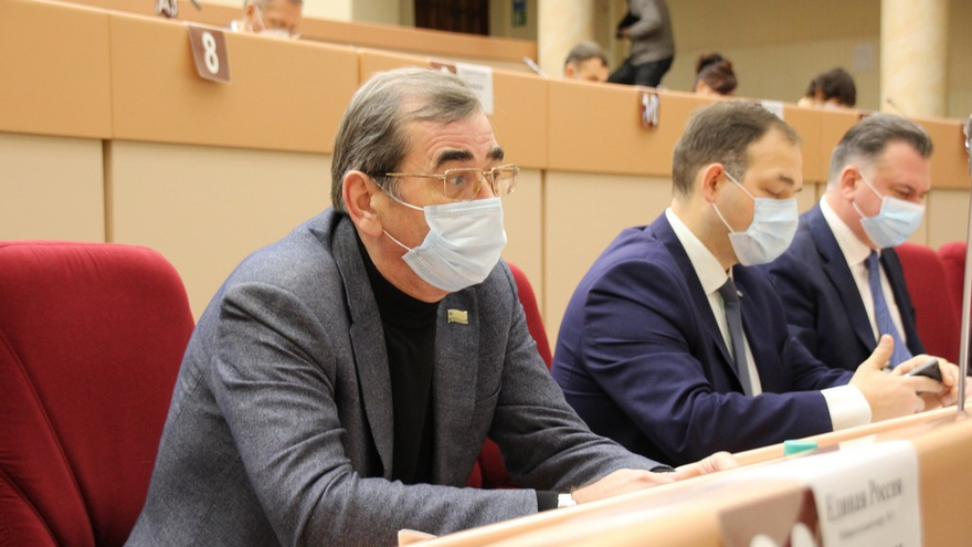Экологическая катастрофа, нехватка денег, клятва мэра: депутаты одобрили социальный бюджет Саратова