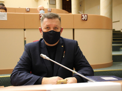 Экологическая катастрофа, нехватка денег, клятва мэра: депутаты одобрили социальный бюджет Саратова