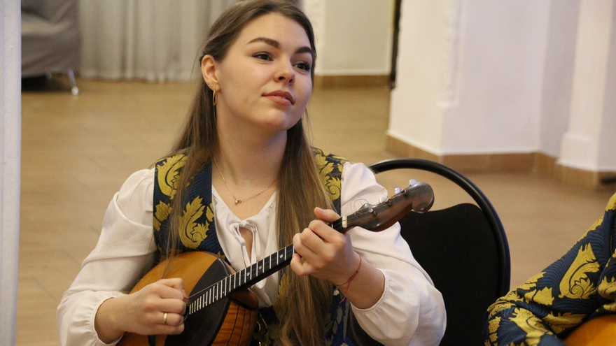 Саратовский ансамбль Парафраз, победивший в международном конкурсе Трофей мира, заявил о своей миссии
