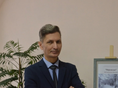 В Саратове 95-летие Дома работников искусств отметили в холодном помещении без крыши