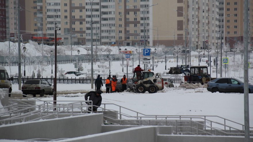 Как в лучших китайских залах!: губернатор оценил кожаные диваны во дворце водных видов спорта