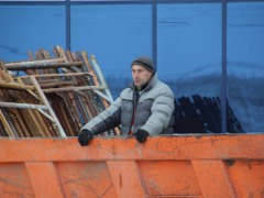 Как в лучших китайских залах!: губернатор оценил кожаные диваны во дворце водных видов спорта