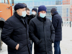 Как в лучших китайских залах!: губернатор оценил кожаные диваны во дворце водных видов спорта