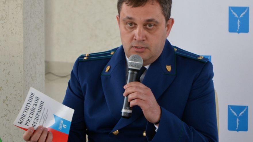 Обвинение настаивает на аресте экс-прокурора Андрея Пригарова. Адвокат рассказал, почему это невозможно и при чем тут ребенок подзащитного