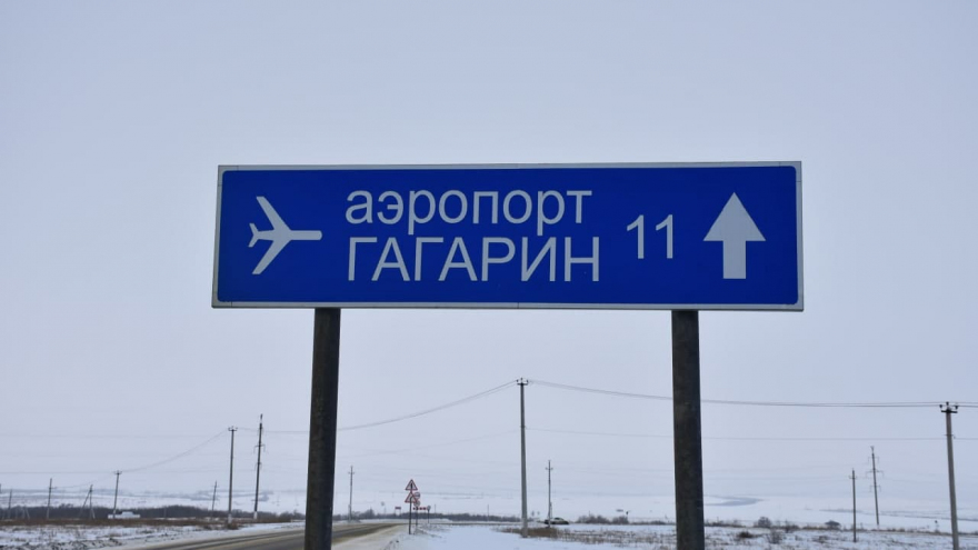 Чиновники показали скоростные КамАЗы с ножами, которые расчищают дороги Саратовской области