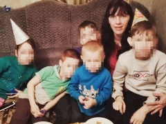 Арестован мужчина, который полтора часа держал на морозе раздетого 10-летнего сына и угрожал ему ножом (подробности и фото из суда)