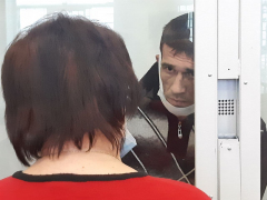 Арестован мужчина, который полтора часа держал на морозе раздетого 10-летнего сына и угрожал ему ножом (подробности и фото из суда)