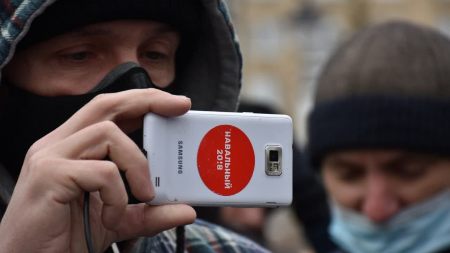Больше тысячи человек пришли на несанкционированную акцию в центре Саратова