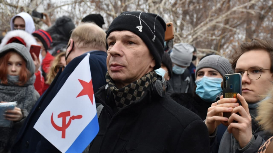 Больше тысячи человек пришли на несанкционированную акцию в центре Саратова