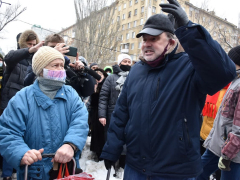 Больше тысячи человек пришли на несанкционированную акцию в центре Саратова