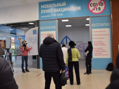 В Триумф Молле открыли пункт, где делают прививки от COVID-19: саратовцам рассказали, сколько дней после укола нельзя выпивать и ходить в сауну