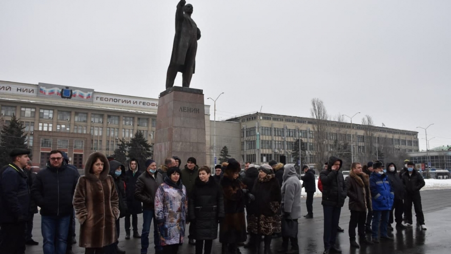 Шепчет!: губернатор Валерий Радаев проверил, как работают новые машины для саратовских медиков