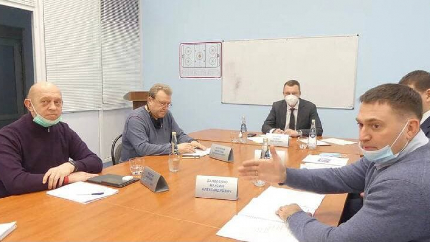 Глава саратовского правительства рассказал, как власти собираются бороться с оттоком хоккеистов в другие регионы