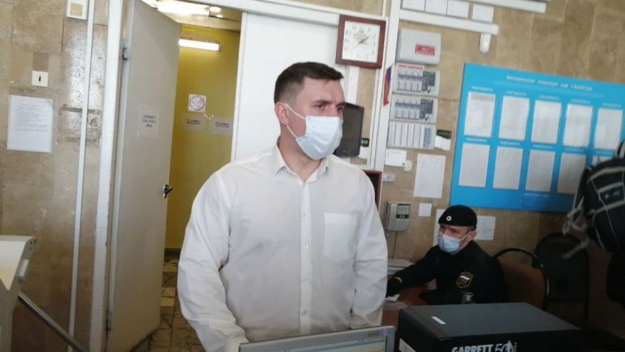 Суд над Бондаренко: депутату зачитали рапорты полицейских, уличивших его в нарушении закона