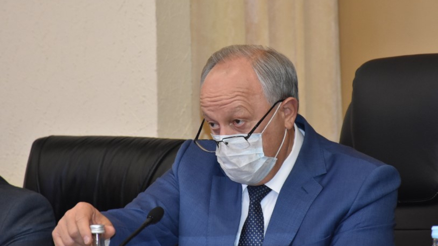 Крупная коммунальная авария в Саратове: губернатор пожаловался в прокуратуру на Т Плюс и КВС