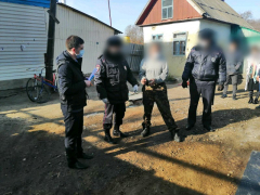 Следствие: мужчина ударил бывшую супругу и убил ее защитника ножом
