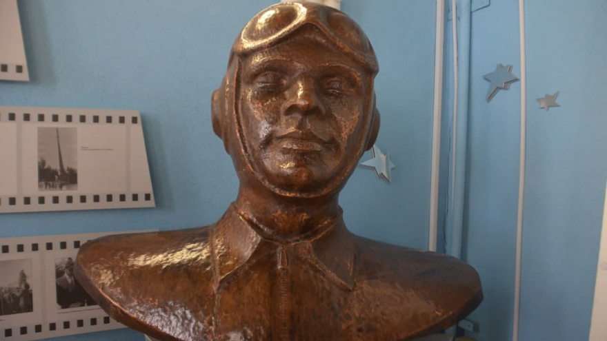 Перчатки, шлем, очки Юрия Гагарина: из Саратова в Москву отправят вещи первого космонавта