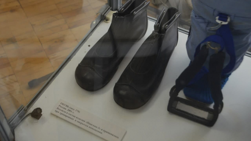 Перчатки, шлем, очки Юрия Гагарина: из Саратова в Москву отправят вещи первого космонавта