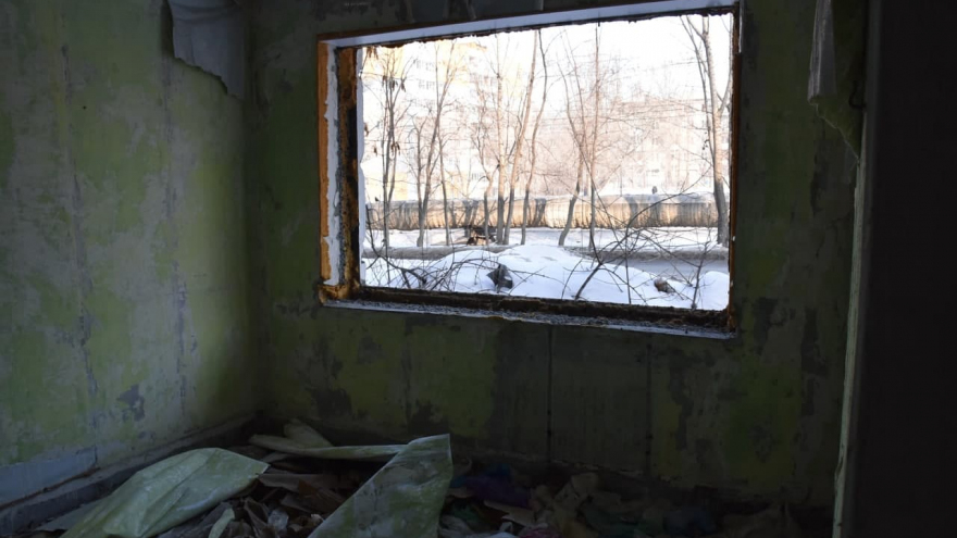 В Саратове в заброшенных строениях полицейские искали детей, бомжей и наркоманов