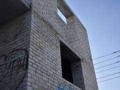 В Саратове в заброшенных строениях полицейские искали детей, бомжей и наркоманов