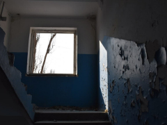 В Саратове в заброшенных строениях полицейские искали детей, бомжей и наркоманов
