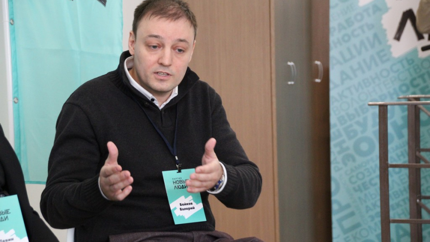 Новые люди: о планах по развитию Саратова, обязанностях депутата и выборе бирюзового цвета для партии
