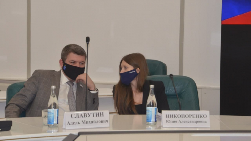 Замглавы Минстроя РФ: саратовцы определят дворы и скверы, которые облагородят в 2022 году