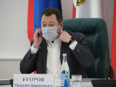Визит замглавы Минстроя РФ в Саратов. Федеральный чиновник попросил вывести журналистов из зала, чтобы нормально работать
