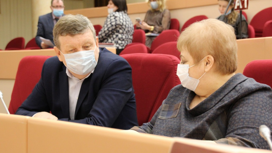 Депутаты Саратовской городской думы решили сократить собственную численность