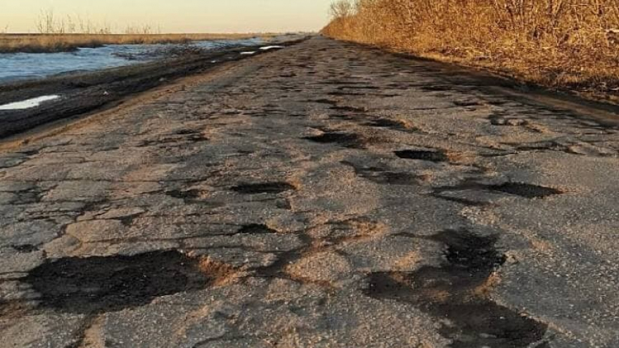 14 километров ужаса: у разбитой дороги в Советском районе появился Instagram-аккаунт
