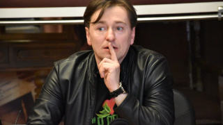 Играют так, что хочется переключить: артист Сергей Безруков рассказал саратовцам о современном кино