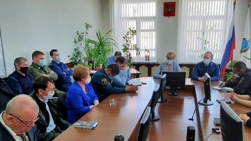 После пожара в Озинках ввели режим чрезвычайной ситуации: глава района рассказала, куда отправились погорельцы и когда начнут восстанавливать пятиэтажку