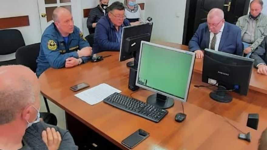 После пожара в Озинках ввели режим чрезвычайной ситуации: глава района рассказала, куда отправились погорельцы и когда начнут восстанавливать пятиэтажку