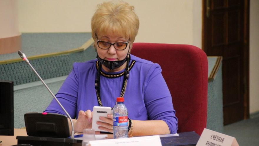 Депутаты гордумы не включили коммуниста в группу по борьбе с оппозицией и получили приглашение на тайный субботник с мэром