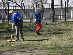 В саратовском сквере Дружбы народов навели порядок