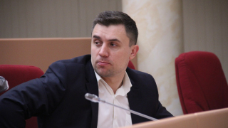 Депутат из Саратова за четыре года увеличил доходы в 100 раз, жена другого парламентария задекларировала более 110 миллионов