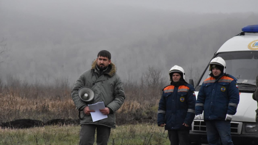 В Саратовской области вспыхнули два лесных пожара: на тушение приехали 24 огнеборца