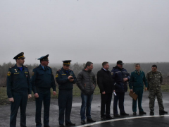 В Саратовской области вспыхнули два лесных пожара: на тушение приехали 24 огнеборца