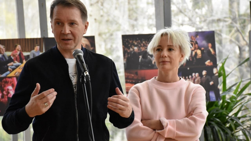 Вина за боль страны взвалена на него: актриса Чулпан Хаматова рассказала саратовцам о Горбачеве