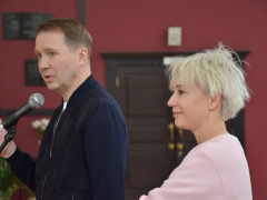 Вина за боль страны взвалена на него: актриса Чулпан Хаматова рассказала саратовцам о Горбачеве