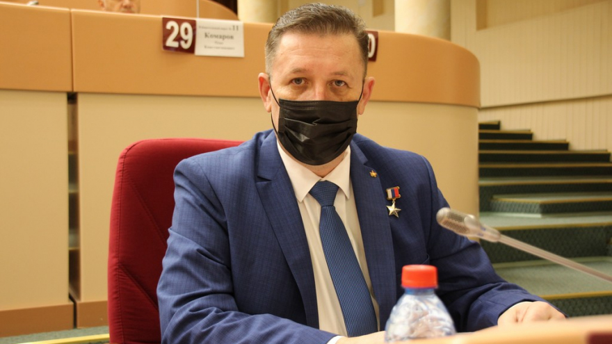 Александр Янклович сложил депутатские полномочия и назвал Саратовскую городскую думу островком демократии