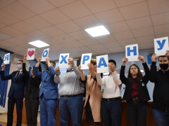 Экзоскелет, спецперчатки: саратовцам показали, как рабочих защищают от порезов и травм