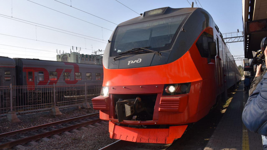 На майские праздники в Саратовской области пустят дополнительные электрички