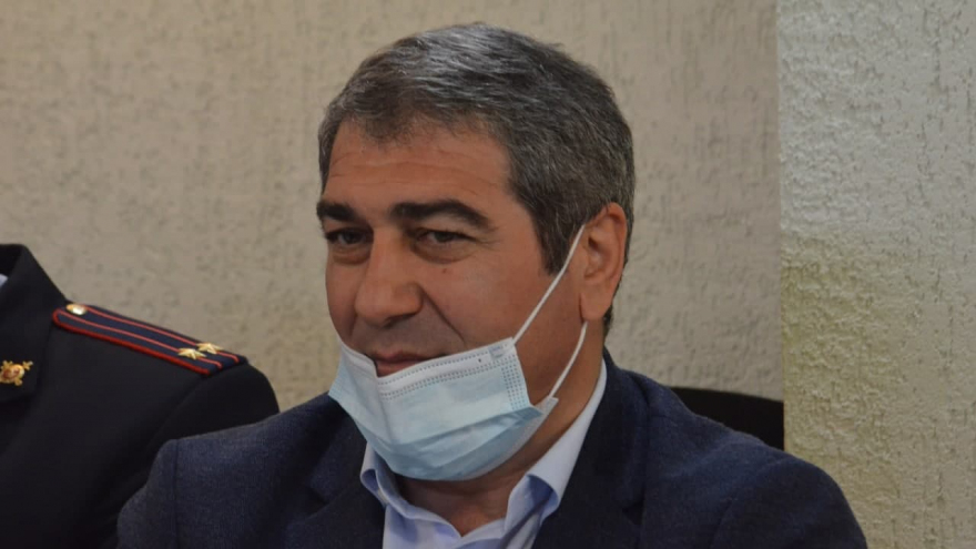 Общественник предложил назначить ответственных за каждую дорожную яму