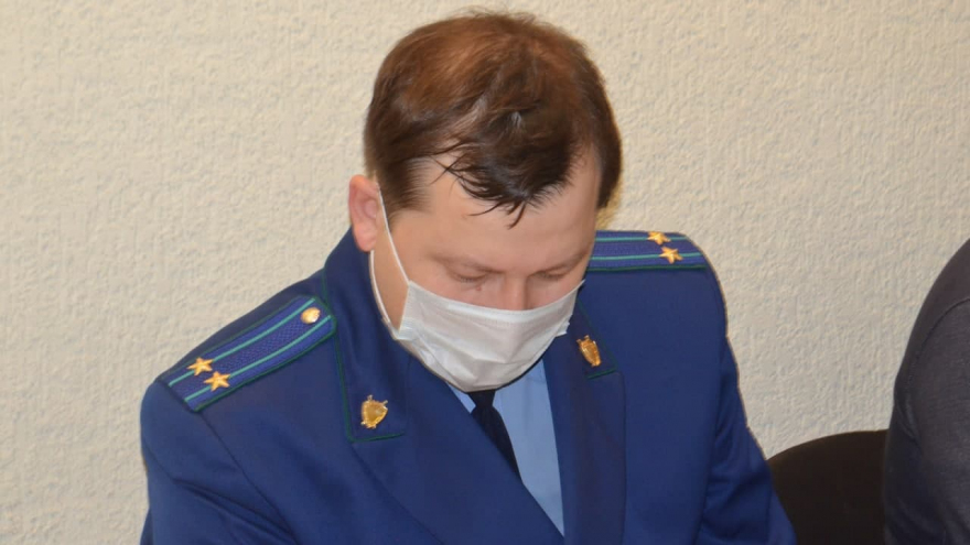 Общественник предложил назначить ответственных за каждую дорожную яму
