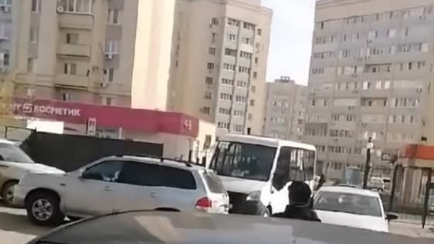 Саратовцы перекрыли дорогу маршрутке: прокуратура потребовала, чтобы глава города лучше контролировал перевозчиков